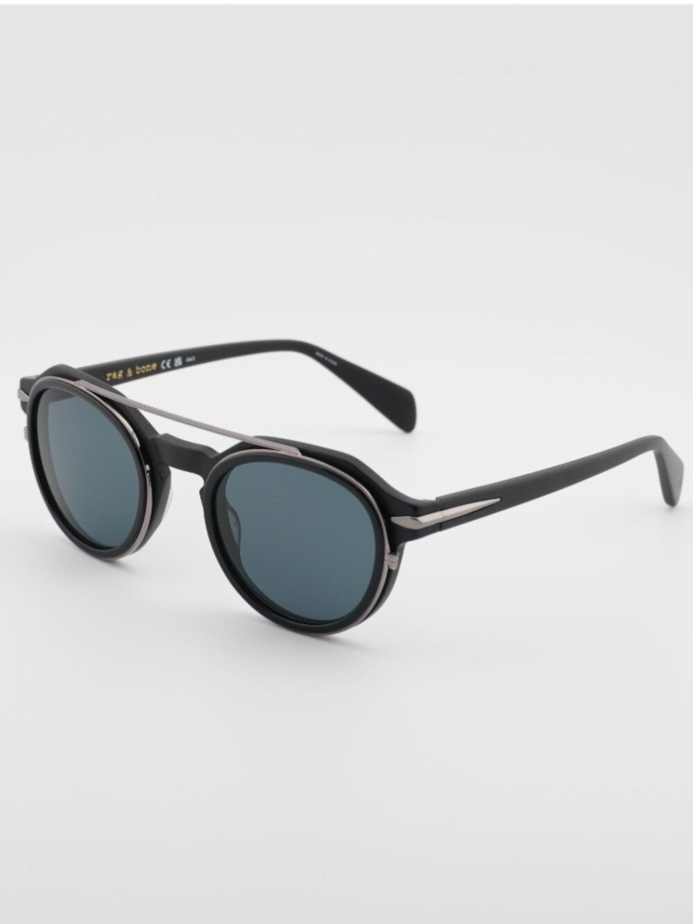 Rag & Bone RNB6006/S 0807 IR Sunglasses Black Square Frame, Smoke Lenses